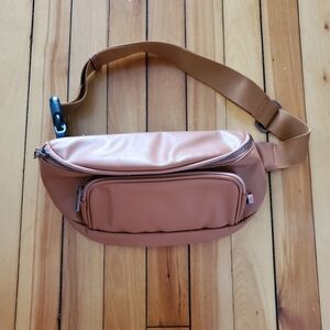 Kibou vegan leather belt bag
